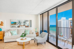 Lovely 1BR Ocean View Condo, Near Beach + Parking!